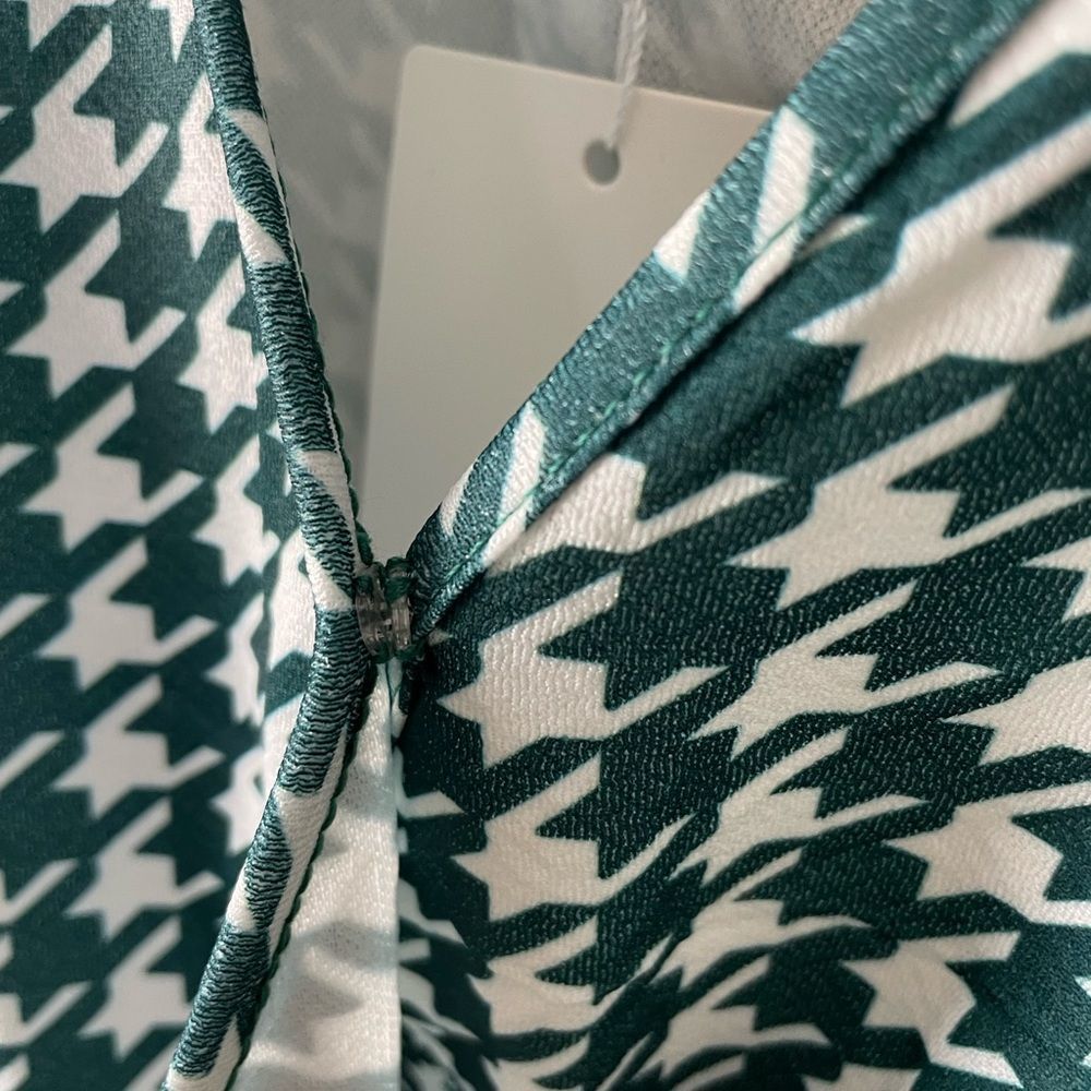 Plus Size Green Houndstooth Wrap Midi Dress - Picture 2 of 11